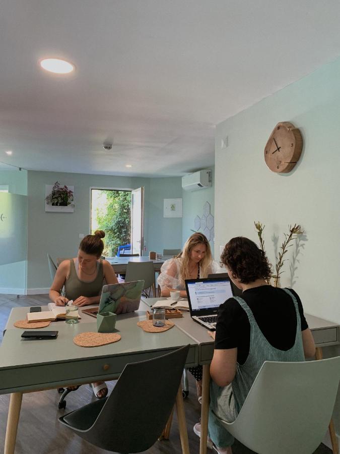 Luna House & Cowork Кашкайш Екстериор снимка